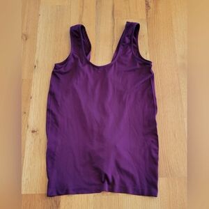 Women's size small form + focus tank top